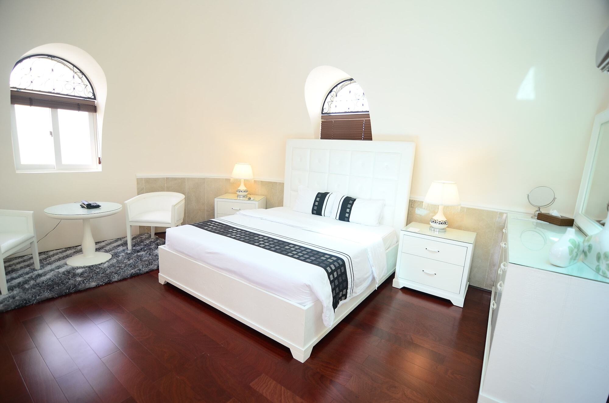 Mactan Isla Resort Мактан Екстериор снимка